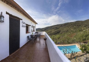 romantic house for 2 or 4 people with jacuzzi