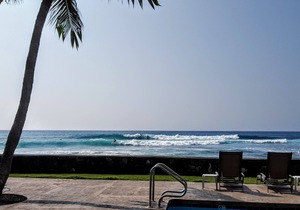 Romantic Penthouse Oceanfront Condo with AC and Fabulous Views