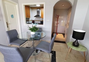 Romantic sea views apartment