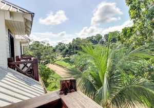 Romantic Suite on Riverfront Property with WiFi, AC & On-Site Pool/Dining