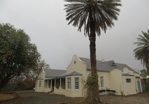 Roode Bloem Farm House
