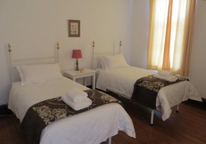 Roode Bloem Farm House