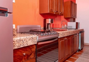 Rooftop 1-BR Penthouse w/Ocean Views and Private Hot Tub at Luxury Resort
