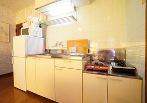 Room [C] - Tomato Takayama Station