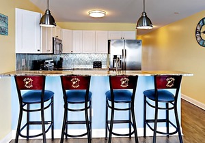 Room for You and Your Friends - 4 BR Directly on Lake Erie max 12 ppl CON 202