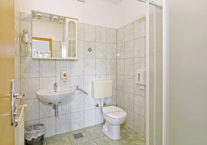 Rooms Zdravko, (15911), Oštarski Stanovi, Croatia