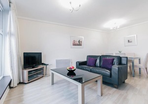 Roomspace Serviced Apartments - Centrium
