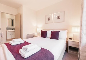 Roomspace Serviced Apartments - Centrium