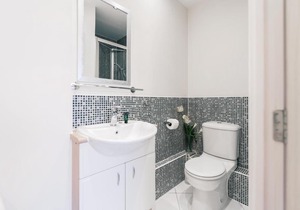 Roomspace Serviced Apartments - Centrium