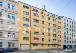 Roomy Landstraße 1BR w/Elevator, near Metro U3, by Blueground