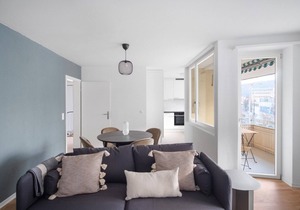 Roomy Oerlikon 3.5 Room w/Parking, 1min to Train Station, by Blueground