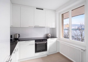 Roomy Oerlikon 3.5 Room w/Parking, 1min to Train Station, by Blueground