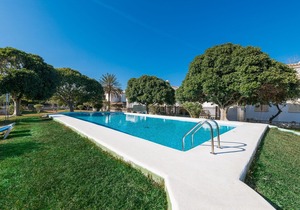 Ropit - Two Bedroom Apartment, Sleeps 4
