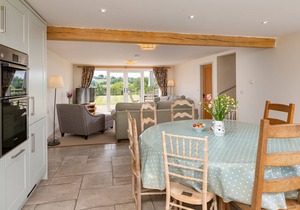 Rose Cottage - Beautiful Family Property in Rural Hampshire