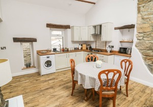 ROSE COTTAGE, with open fire in Grassington