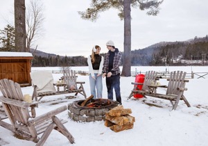 Rosewood Villa, Brand new 2 bedroom log cabin!