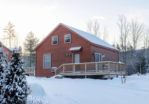 Rosewood Villa, Brand new 2 bedroom log cabin