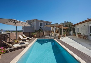 Roxanne Luxury Villa, Private Pool & Seaview