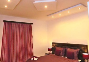 Royal Deluxe