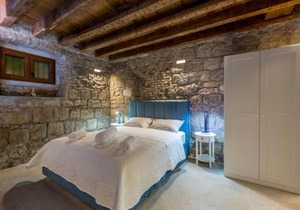 ROYAL SPA-LATUM APARTMENT