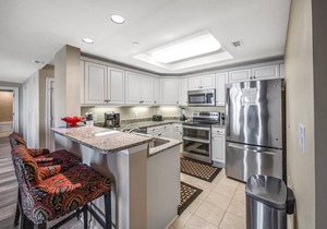 Royale Palms 2004 Renovated Oceanview w/Pool/Beach