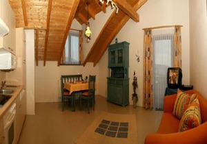 Ruhig Gelegene Fewo 04 - Rustikal und Modern Eingerichtet in Waldnähe
