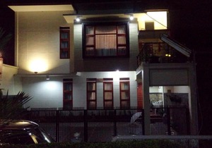 Rumah Tawa Guesthouse - 2 Syariah