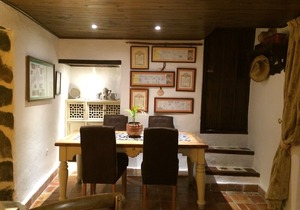 Rural Accommodation Shared Garden of French, Bedroom Green