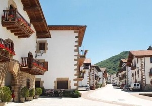 Rural apartment Aptos. Etxeberría I, II and III for 6 people
