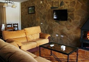 Rural apartment La Venta del Charco for 8 people