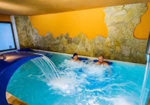 Rural apartment La Venta del Charco for 8 people