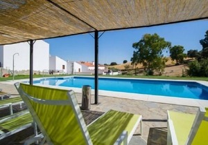 Rural apartment La Venta del Charco for 8 people