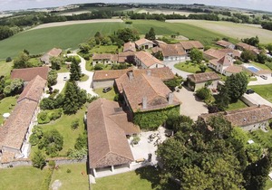 Rural French Family Holiday Hamlet - Heated Pools, Golf, Tennis, Creche, 10 mins to beach!