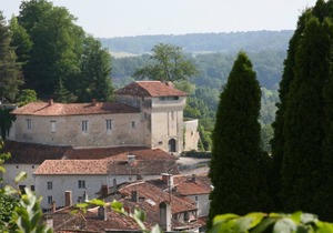 Rural French Family Holiday Hamlet - Heated Pools, Golf, Tennis, Creche, 10 mins to beach!