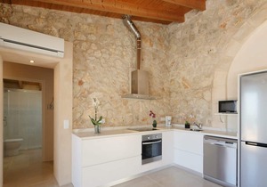 Rural Villa Torradeta with Infinity Pool, Garden, Terrace, A/C & Wi-Fi