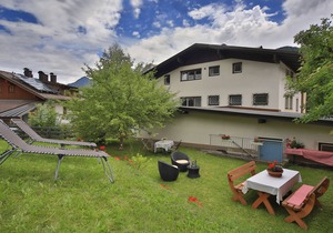Rustic apartment in the Dolomites