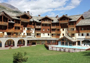 Rustic apartment on the slopes in cozy Val Cenis