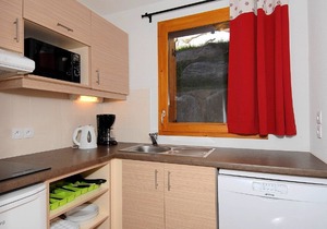 Rustic apartment with dishwasher, located in Valmeinie