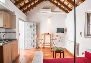 Rustic Holiday Apartment "Casa La Costanilla F" with Roof Terrace and Wide View