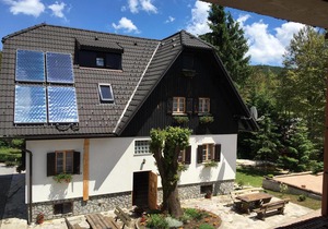 Rustic Inn River 2