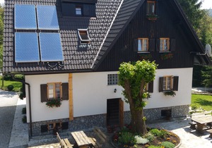 Rustic Inn River 2