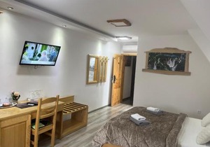 Rustic Inn River