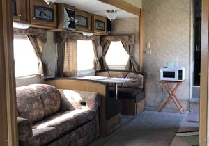 RV Rental #2 with mountain view perfect for couple