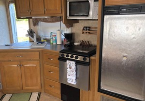 RV Rental #2 with mountain view perfect for couple
