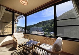 Ryotei Hanayura Ryokan