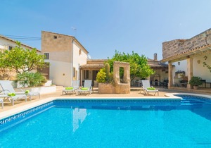Sa Verdera - Five Bedroom Villa, Sleeps 10