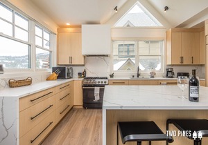 Saddle Ridge | Stunning Renovated Home in Moonlight