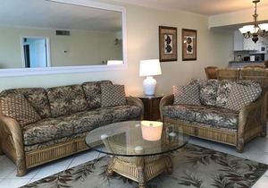 Saida 1 Beautiful Beach Front 5th floor Condo excellent condition right on beach