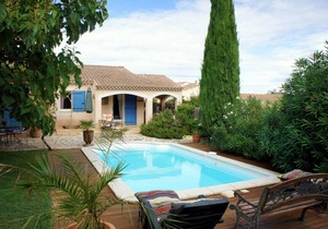 Saint-Joseph, Villa rental with pool near Avignon - South France