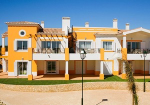Salema Beach Village